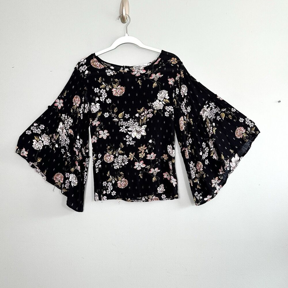 Gypsies & Moondust Whimisgoth Top Blouse Womens Medium Black Floral Bell Sleeve